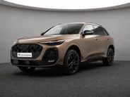 Audi Q5 e-hybrid quattro S edition Competition 367 PK · Tech pro · 20' LM Velgen · Glazen panoramadak · B&O Premium 3D