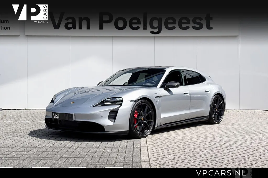Porsche Taycan Sport Turismo GTS 93 kWh