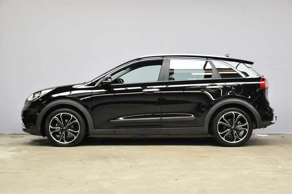 Kia Niro 1.6 GDi Hybrid 141pk DCT6 First Edition Navi | Camera | PDC | Cruise | Trekhaak | LMV
