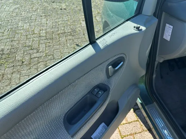 Renault Scénic 1.6-16V Expression | AIRCO | DEALER ONDERHOUDEN | APK 25-4-27 | DB-RIEM VERVANGEN IN 2023