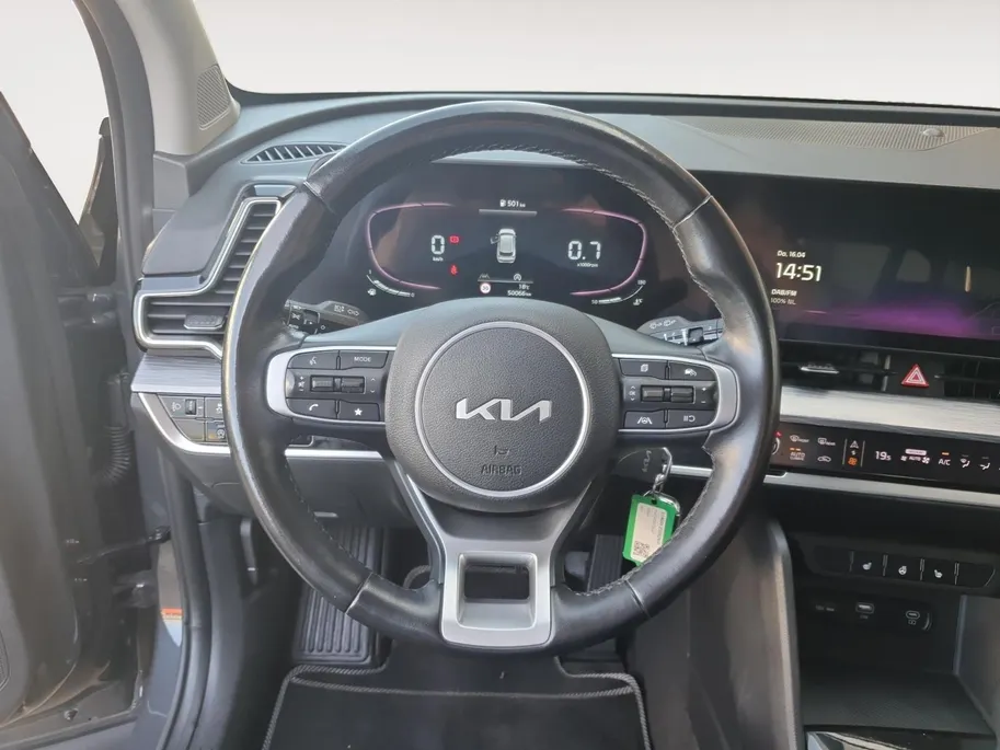 Kia Sportage 1.6T MHEV DynamicLine Edition | Stoel en stuurverwarming | Navigatie | Camera | Apple Carplay / Android Auto | Climate control |