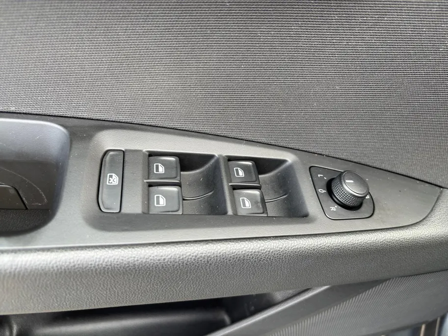 SEAT Leon ST 1.2 TSI Reference Business | Cruise | Sensoren | Lichtmetalen velgen |