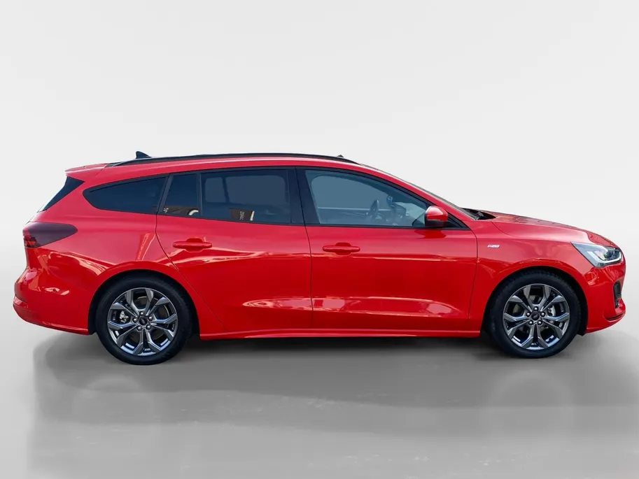 Ford Focus Wagon 1.0 EcoBoost Hybrid ST Line X 155pk automaat | Stoel- stuur en voorruitverwarming | Kantel / schuifdak | Driver assistance pack