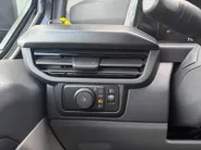 Ford Transit Custom 300 2.0 TDCI L2H1 Sport | Automaat | Adapt. Cruise control | BLIS | Winter pack | Elektr. bestuurdersstoel | Parkeersensoren voor en achter | Achteruitrijcamera | Navigatie | Apple carplay & Android auto | 18' lichtmetalen velgen | Bovag garantie |