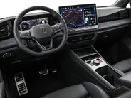Volkswagen Tiguan R-Line Edition 1.5 eHybrid 204 PK 6 versn. DSG · Black Style Pakket · Panoramaschuif-kanteldak · Comfort Pakket Plus · Interieur Style Pakket · Prijs is inclusief inruilpremie ·