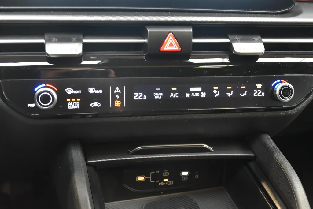 Kia Sportage 1.6 T-GDi 239pk Hybrid AT6 Black Edition Advanced DIRECT LEVERBAAR