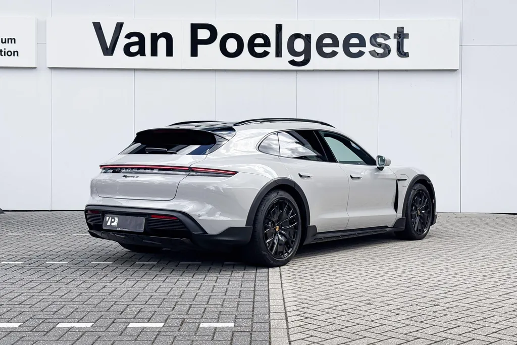 Porsche Taycan Cross Turismo 4 93 kWh
