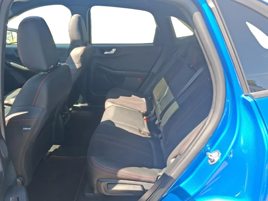 Ford Kuga 2.5 PHEV ST-Line X | Winterpack | Wegklapbare trekhaak | Kantel / schuifdak | 2100kg trekgewicht | Direct leverbaar!