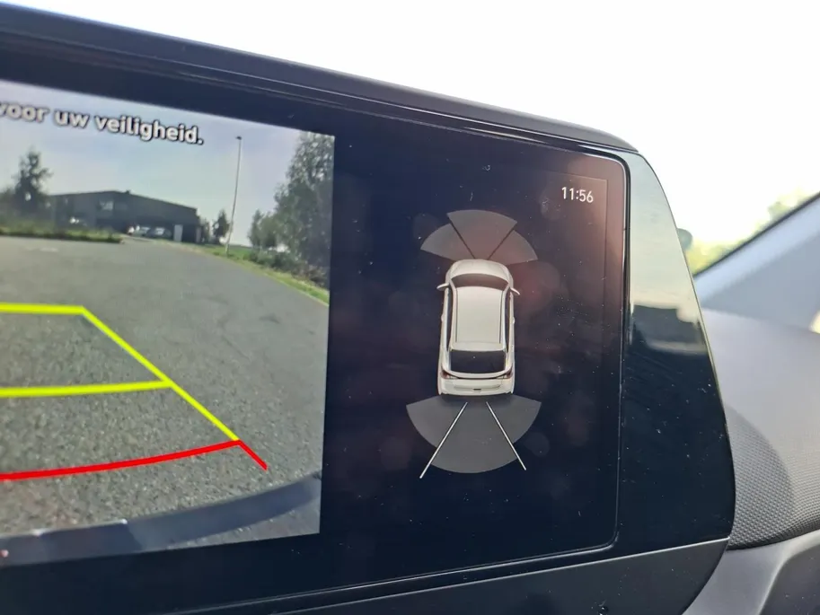 Hyundai i20 1.0 T-GDI Premium | Adaptive Cruisecontrol | Climate Control | Dodehoekdetectie | Stoel&Stuurwielverwarming | Camera | Parkeersensoren | Apple Carplay&Android Auto | BOSE Audio | 16' Lichtmetaal |