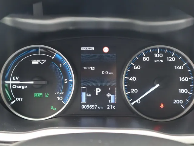 Mitsubishi Eclipse Cross 2.4 PHEV Executive AdaptiveCruise | Apple/AndroidAuto | AllSeaso