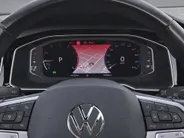 Volkswagen Polo 1.0TSI/95PK R-Line-Edition · Panoramadak · Camera + Parkeersensoren · Apple/Android Car Play · Stoelverwarming · Apple/Android Car Play · Clima · Info Active Display ·