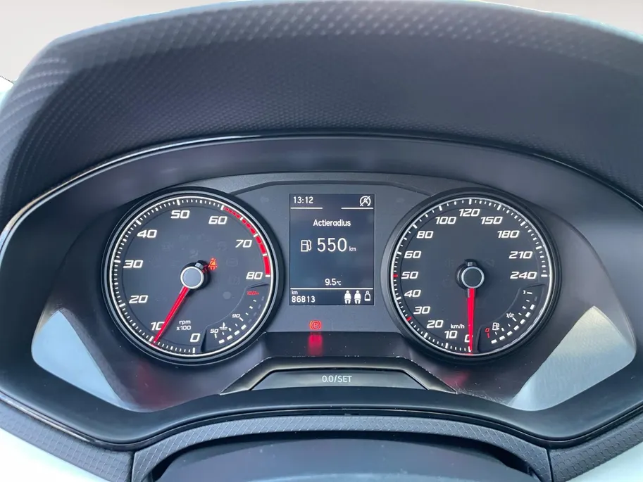 SEAT Arona 1.0 TSI Style | Dealer onderhouden | Carplay | Climate control