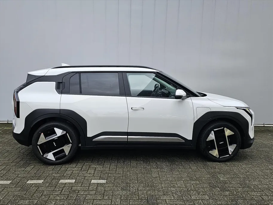 Kia EV3 58,3 kWh 204pk Plus Advanced I