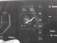 Kia EV3 Plus Advanced 81.4 kWh | Stuur/stoelverwarming | Schuifdak | Camera | Elek. stoelverstelling | 19' LM | Dodehoek detectie | Clima | LED |