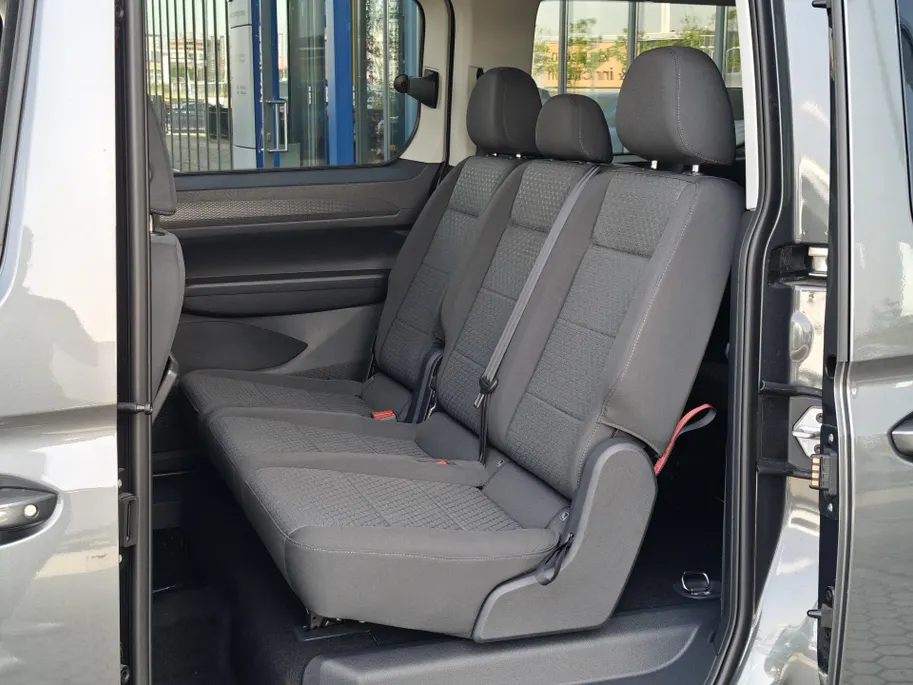 Ford Tourneo Connect Titanium 1.5 PHEV 7 persoons