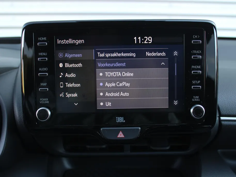 Toyota Yaris 1.5 Hybrid Launch Edition | 17' LM | Clima | Cruise adapt.| PDC V+A | Camera | HUD | Keyless | Navi | 1e eigenaar |