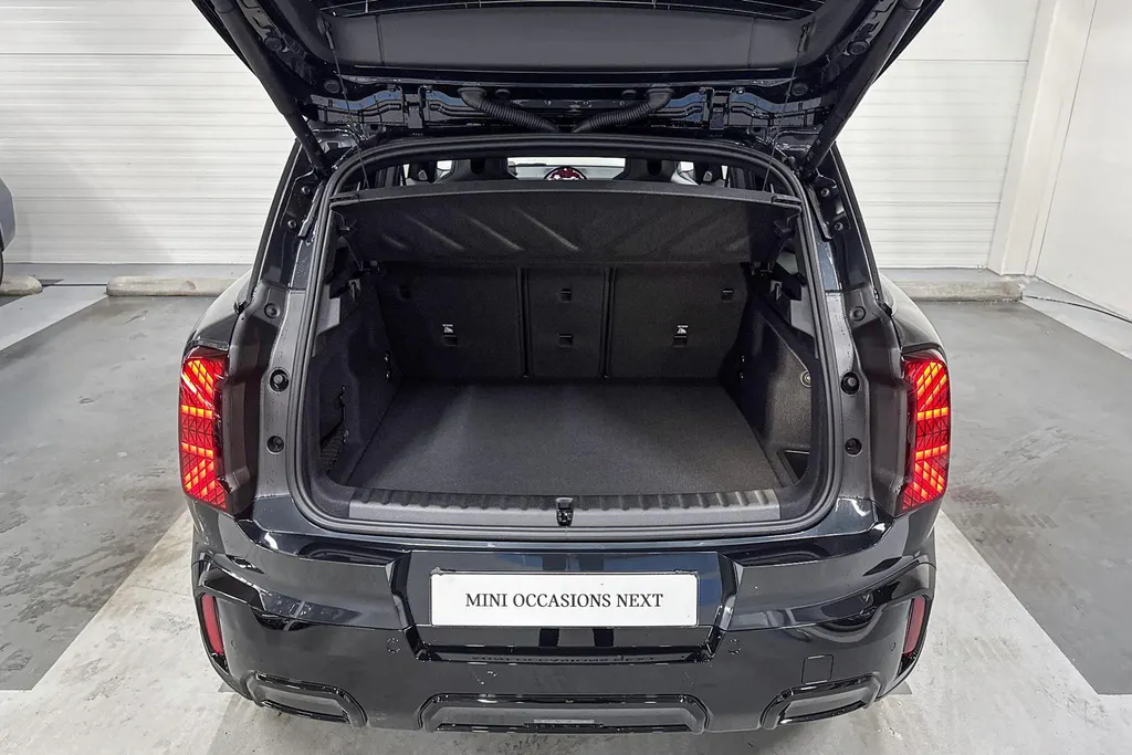 MINI Countryman S JCW ALL4 John Cooper Works XL