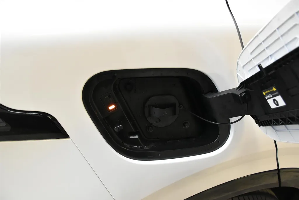 Kia Sportage 1.6 T-GDi 288pk Plug-in Hybrid AT6 GT-PlusLine DIRECT LEVERBAAR