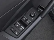 Audi Q3 Sportback 45 TFSIe 180kW/245PK S Line · Panoramadak · Trekhaak · Camera · Stoelverwarming · Apple/Android Car Play · Adaptive Cruise Control ·  Drive select ·