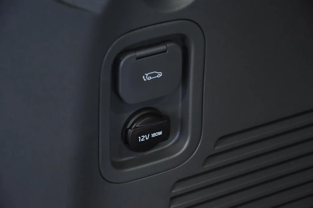 Kia EV9 99,8kWh 204pk RWD Plus NIEUW