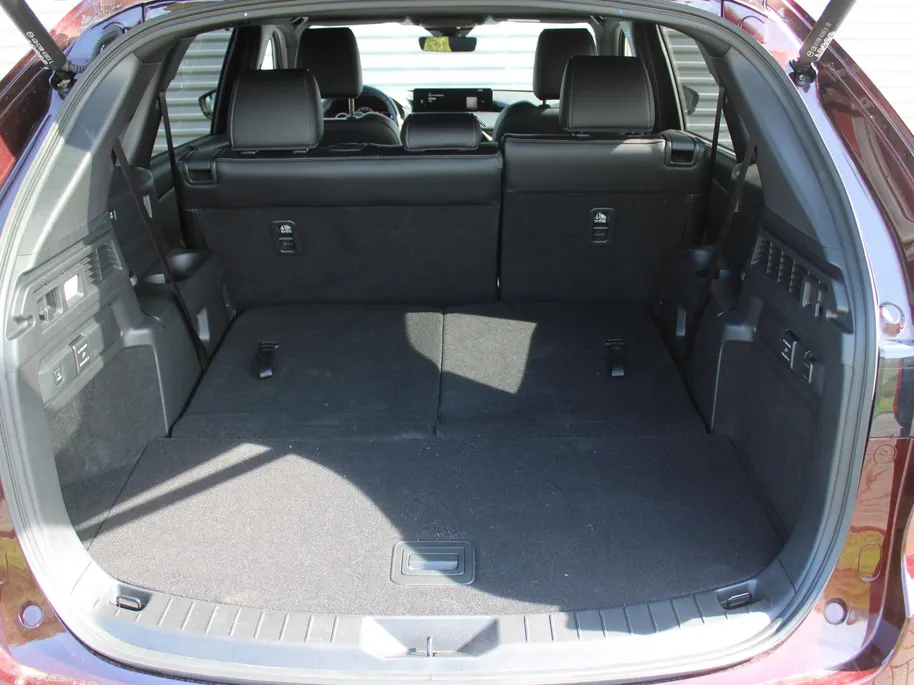 Mazda CX-80 2.5 e-SkyActiv PHEV Homura Plus | Stuur-/stoelverwarming+ventilatie | Schuifdak | Leer | HUD | Elek. stuur-/stoelverstelling | Camera rondom | 20' LM |