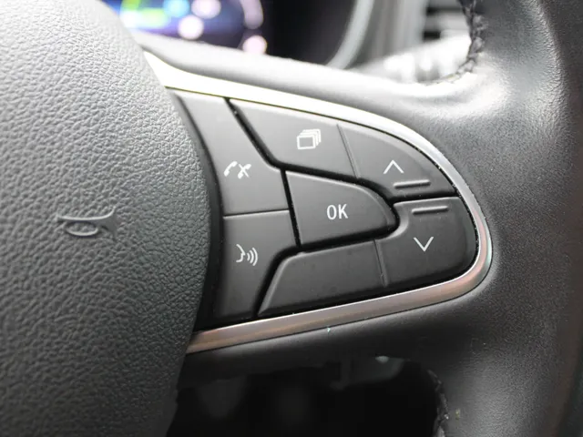 Renault Megane E-Tech Estate 1.6 Plug-In Hybrid 160 PK Intens | Automaat | Pack easy | Pack Drive |
