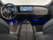 BMW iX xDrive45 101 kWh