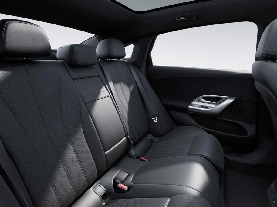 Mercedes-Benz C-Klasse 400 4MATIC Business Solution Luxury 94 kWh