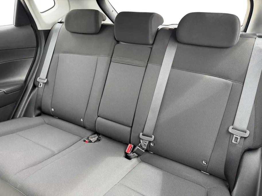 Hyundai Kona 1.6 GDI HEV Comfort | Navi | Carplay | Zeer netjes | NU Rijklaarprijs! Incl.12 Maanden, APK, Onderhoudsbeurt etc! Premiumpakket gratis!