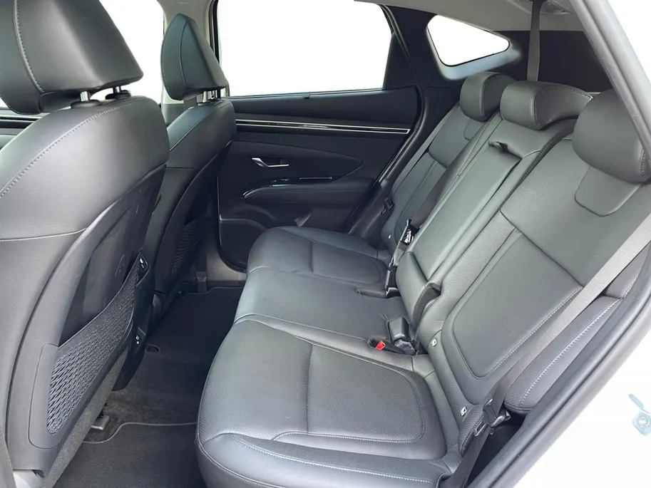Hyundai Tucson 1.6 T-GDI PHEV Premium Sky 4WD | Zeer compleet | Open dak | 360 graden camera | Stoelverwarming & koeling | Apple CarPlay & Android Auto | Memory seats |