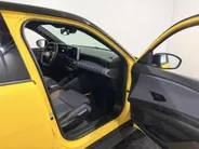 Renault 5 Comfort Range Techno 52 kWh Automaat | SoH 99% | 1e eigenaar | Navi | Camera | Parkeersensoren | Apple CarPlay/Android Auto | Adaptive Cruise Control | Licht & Regen Sensor | Lichtmetalen Velgen | Full LED |
