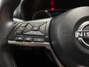 Nissan Juke Tekna 143PK AUTOMAAT | Navigatie | Apple Carplay & Android Auto | Pro Pilot (Adaptive Cruise Control) | Climate Control | Parkeersensoren rondom | Keyless entry | 19'' Lichtmetalen velgen |