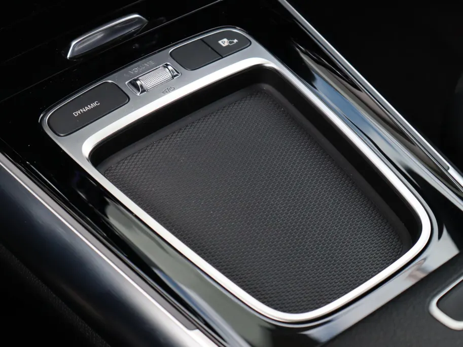 Mercedes-Benz B-Klasse 250 e AMG Line l Keyless l Achteruitrij camera l Stoelverwarming
