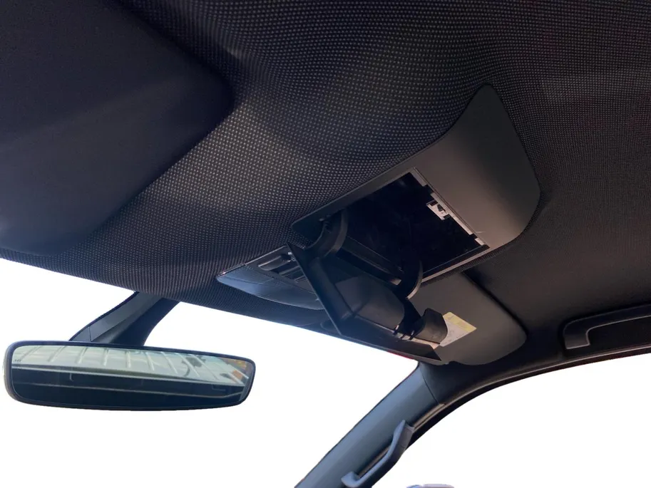 Volkswagen Amarok 3.0 TDI 4Motion Plus Cab Dark Label | Automaat | Trekhaak | Camera | Apple Carplay/Android Auto | Stoelverwarming | Cruise Control | Climate Control | Navigatie