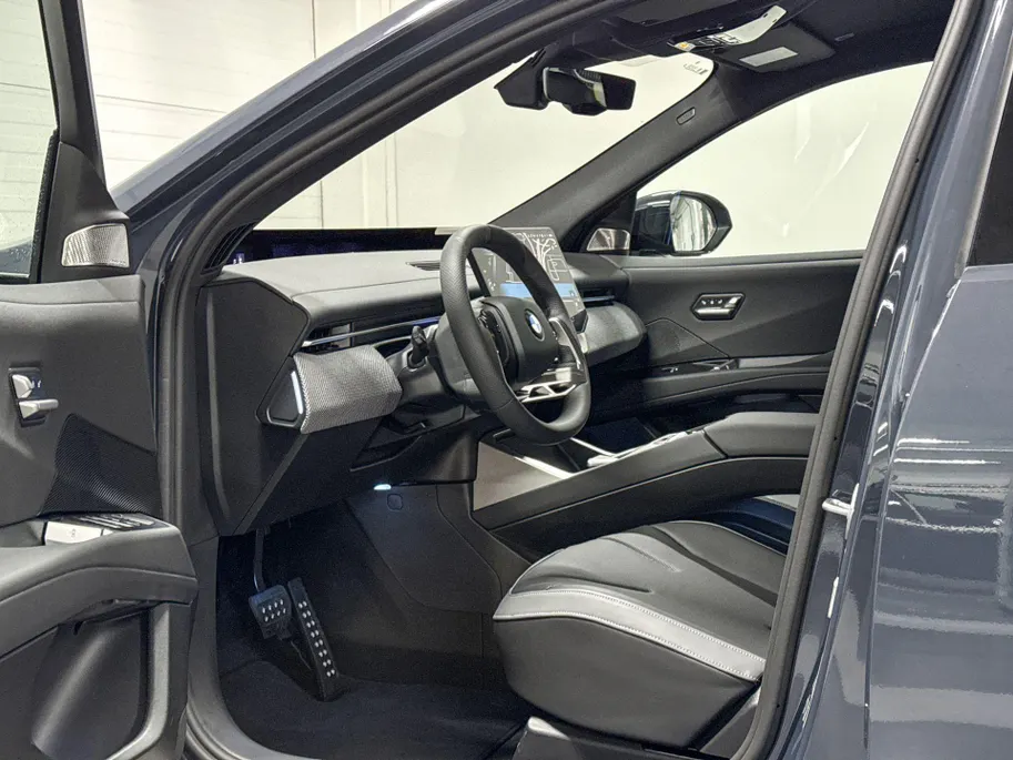 BMW iX3 50 xDrive