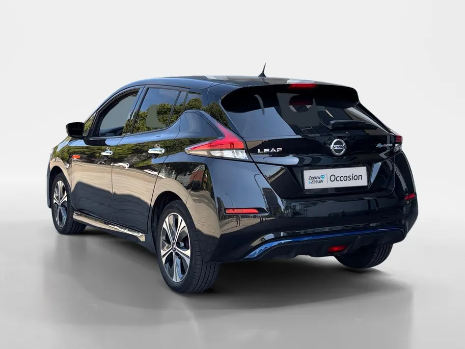 Nissan Leaf e+ N-Connecta 62 kWh 217PK AUTOMAAT | 1ste eigenaar | Navigatie | Apple Carplay & Android Auto | Pro Pilot (Adaptive Cruise Control | Climate Control | Stoel- en stuurverwarming | 360 camera | Parkeersensoren rondom |