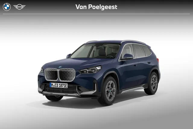 BMW iX1