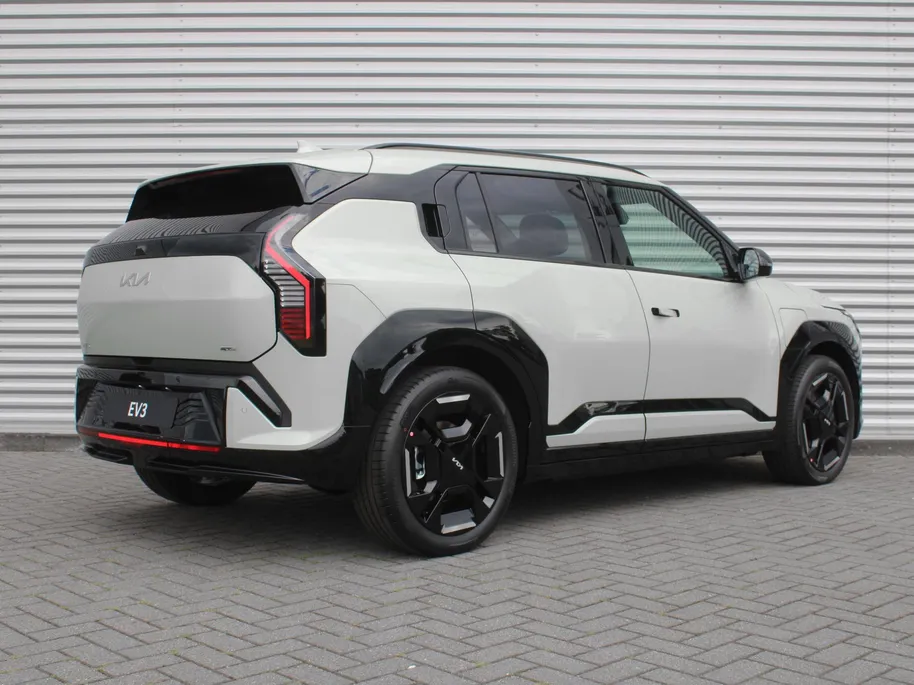 Kia EV3 GT-Line Business Edition 81.4 kWh | Nieuw | Direct leverbaar | Actieradius tot 563 km (WLTP) | 18% bijtelling | Gratis metallic lak t.w.v. € 795! |