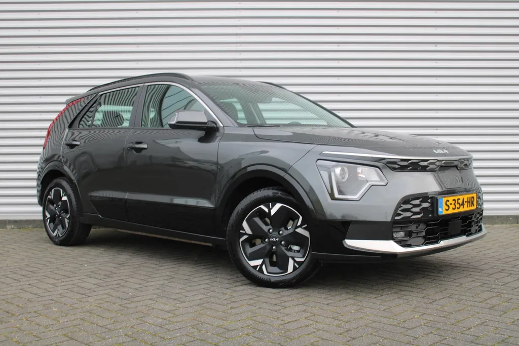 Kia Niro EV DynamicLine 64.8 kWh | Navi | Airco | Cruise | Camera | 17' LM |
