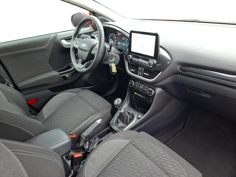 Ford Puma 1.0 EcoBoost Hybrid Titanium | Dealeronderhouden | Stoel- stuur en voorruitverwarming | BLISS | Adaptieve cruise control | Hoge instap