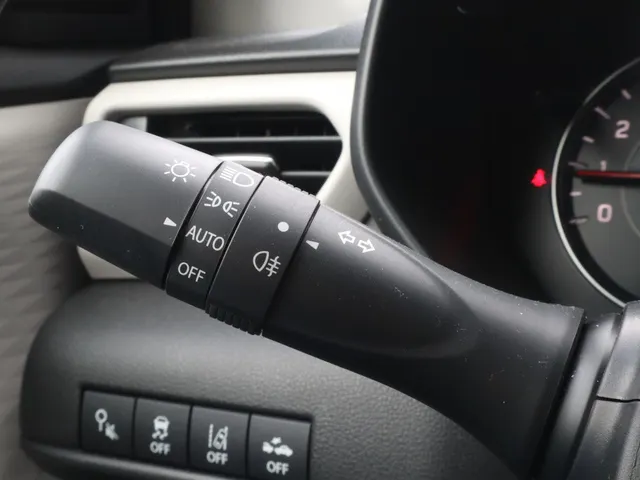 Suzuki Swift 1.2 Style Smart Hybrid