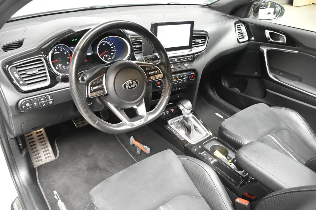 Kia Ceed Sportswagon Sw 1.4 T-GDi 140pk DCT7 GT-PlusLine