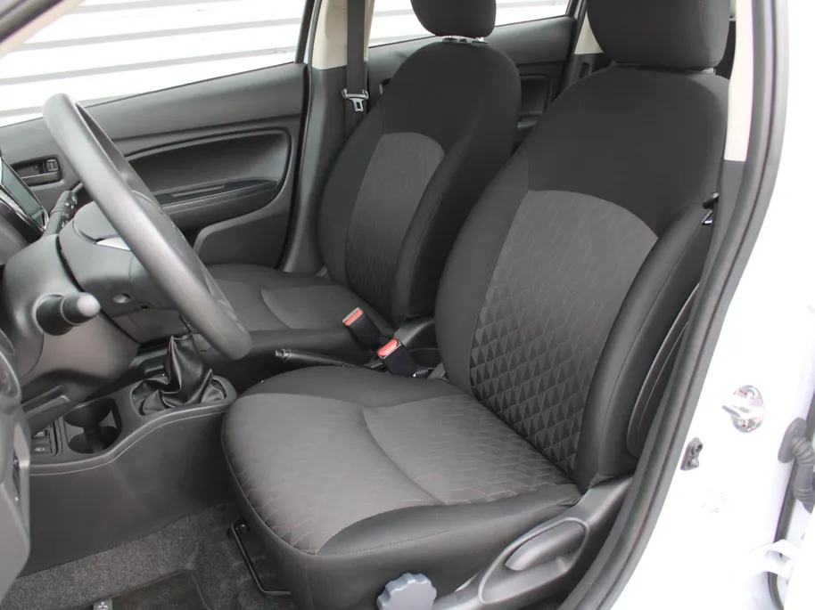 Mitsubishi Space Star 1.2 Connect+ | Airco | Apple Carplay | Android Auto | Licht-/regensensor | Weinig km |