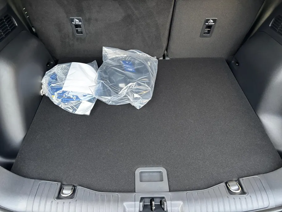 Ford Kuga 2.5 PHEV Sound Edition | Panoramadak | El. Trekhaak | B&O Premium Audio | 20' Lichtmetalen velgen | 360Camera | Adaptive Cruisecontrol | El. Achterklep | Dodehoekdetectie | Matrix Ledkoplampen | Unieke bekleding | El. Verst. voorstoelen |