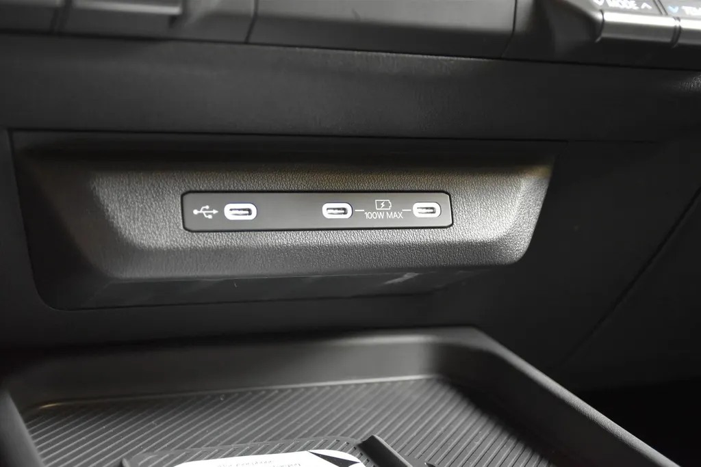 Kia Seltos 1.6 T-GDI DCT7 X-Line Demo Edition