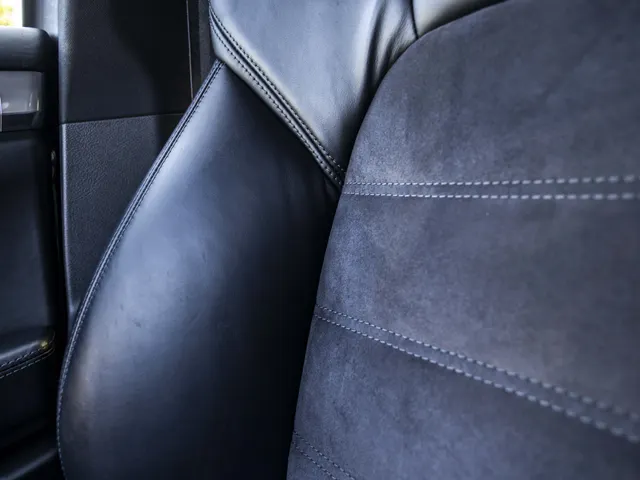 Porsche Cayenne 3.0 S E-Hybrid Platinum Edition NL Auto!
