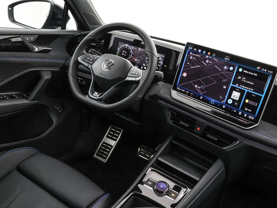 Volkswagen Tiguan R-Line Edition 1.5 eHybrid 204 PK 6 versn. DSG · Black Style Pakket · Panoramaschuif-kanteldak · Comfort Pakket Plus · Interieur Style Pakket · Prijs is inclusief inruilpremie ·