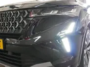 Renault Espace E-Tech full hybrid 200 iconic 7p. Pack Light & Sound | Pack Vision| Trekhaak| Rijdende demonstratie auto | Vraag naar de actuele kilometerstand