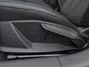 Audi A4 Avant 35 TFSI 150pk S edition Competition · Trekhaak · Camera ·  Stoelverwarming · Drive select · Leder/Stof · Garantie t/m 23-07-2028 of 100000km.