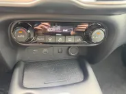Nissan Juke 1.6 Hybrid N-Connecta Lichtmetalen velgen | Navigatie | Apple Carplay/ Android Auto | Achteruitrijcamera | Climate Control | Parkeersensoren voor & achter |